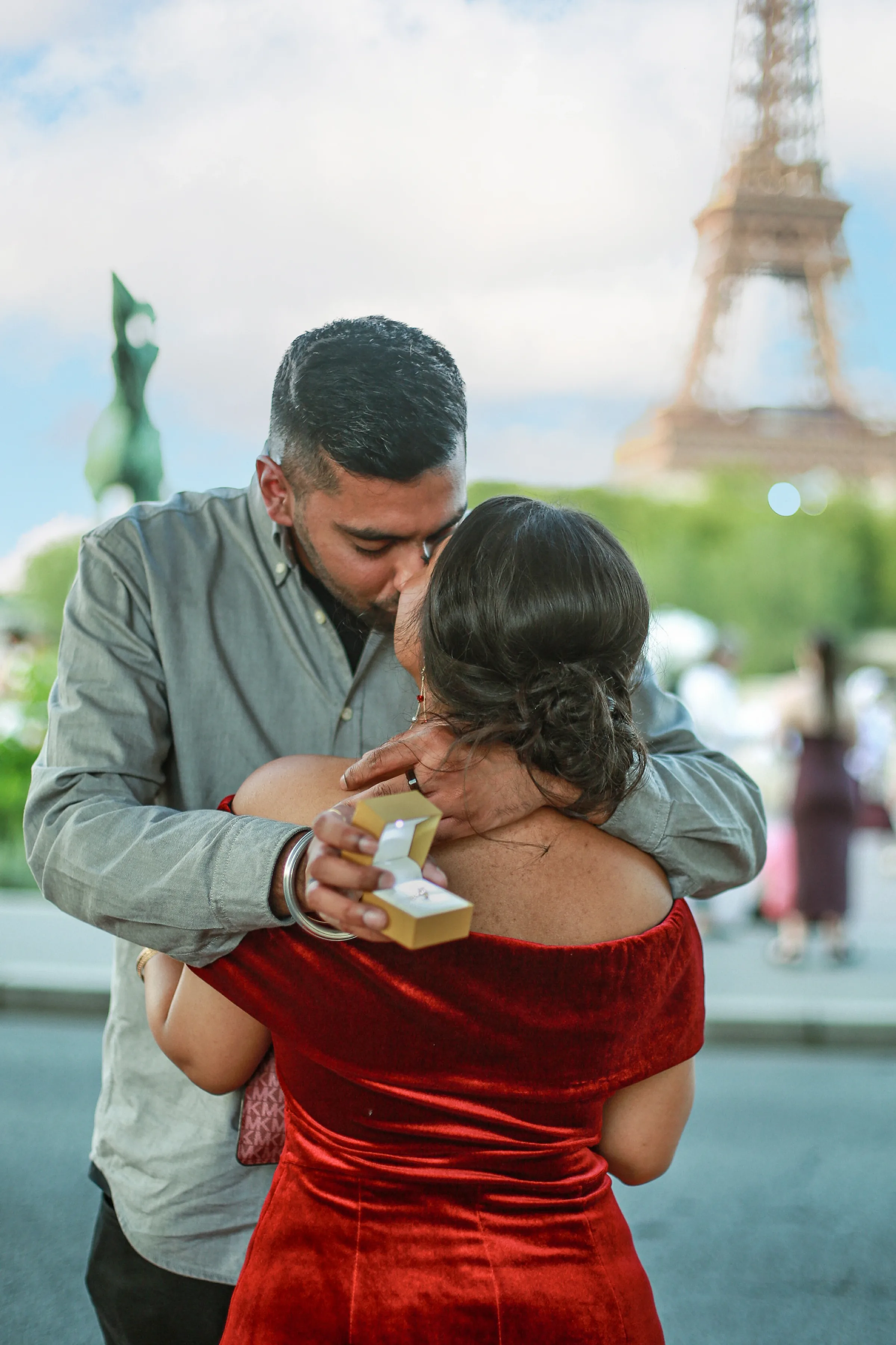 Paris Engagement Photography - Wedding Proposal